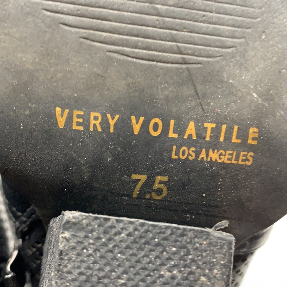 Very Volatile Black Ankle Boots Sz 7.5. BAB1129 - Picture 10 of 10